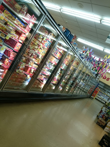 Grocery Store «Fiesta Market», reviews and photos, 160 N Bolingbrook Dr, Bolingbrook, IL 60440, USA