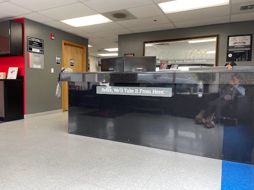 Auto Body Shop «ARA CARSTAR Everett», reviews and photos, 10721 Evergreen Way d, Everett, WA 98204, USA