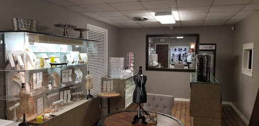 Jewelry Designer «Silver Sun - Baton Rouge Jewelry Store», reviews and photos, 11222 N Harrells Ferry Rd, Baton Rouge, LA 70816, USA