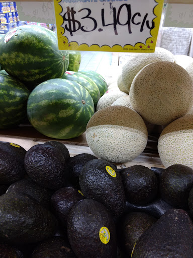 Grocery Store «Gonzales Supermarket», reviews and photos, 652 Collins St, Joliet, IL 60432, USA