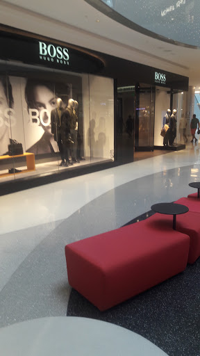 Shopping Mall «Beverly Center», reviews and photos, 8500 Beverly Blvd, Los Angeles, CA 90048, USA