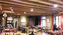 Atmosphère du Restaurant français Le Relais de l'Abbaye à Tournus - n°7