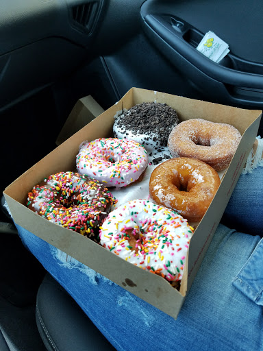Donut Shop «Duck Donuts», reviews and photos, 233 Laskin Rd, Virginia Beach, VA 23451, USA