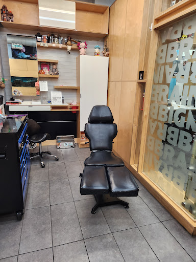 Explore daddy and daughter tattoo ideas, creative tattoo ideas in Omaha, available at Big Brain