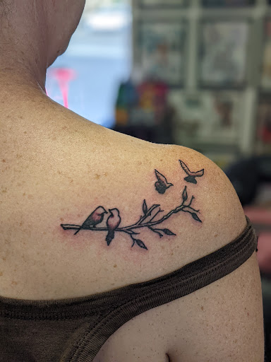Tattoo Shop «Honeymoon Tattoo», reviews and photos, 10119 Fair Oaks Blvd, Fair Oaks, CA 95628, USA