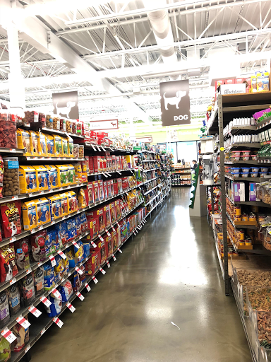 Pet Supply Store «Pet Supplies Plus», reviews and photos, 9 Waukegan Rd, Deerfield, IL 60015, USA