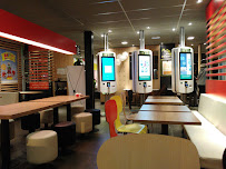 Atmosphère du Restauration rapide McDonald's à Saint-Germain-lès-Corbeil - n°7