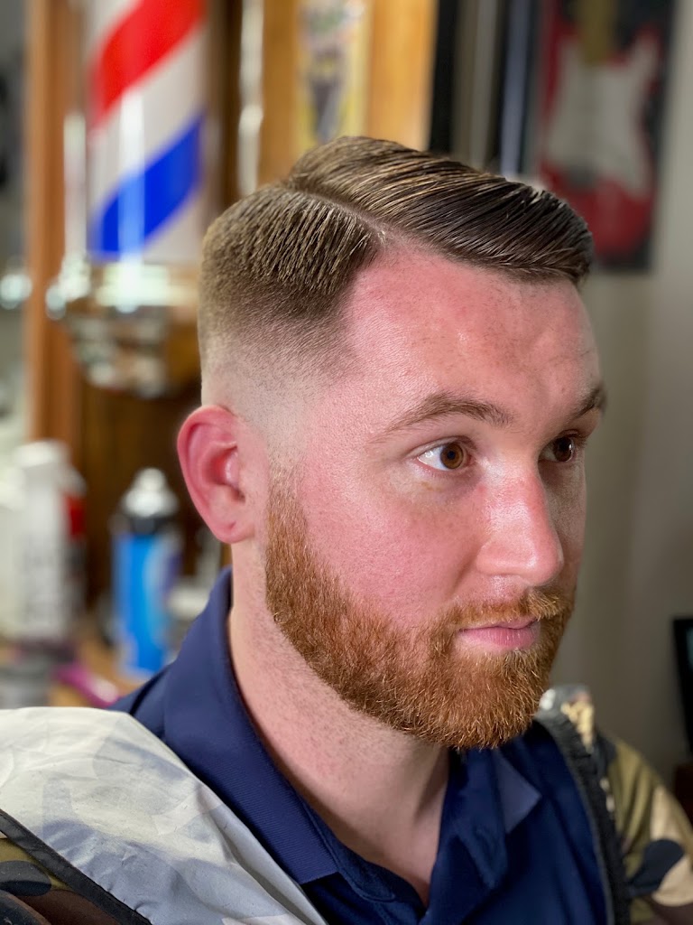 Dak's Barbershop 43040