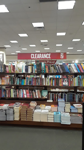 Book Store «Barnes & Noble», reviews and photos, 11802 Dale Mabry Hwy, Tampa, FL 33618, USA