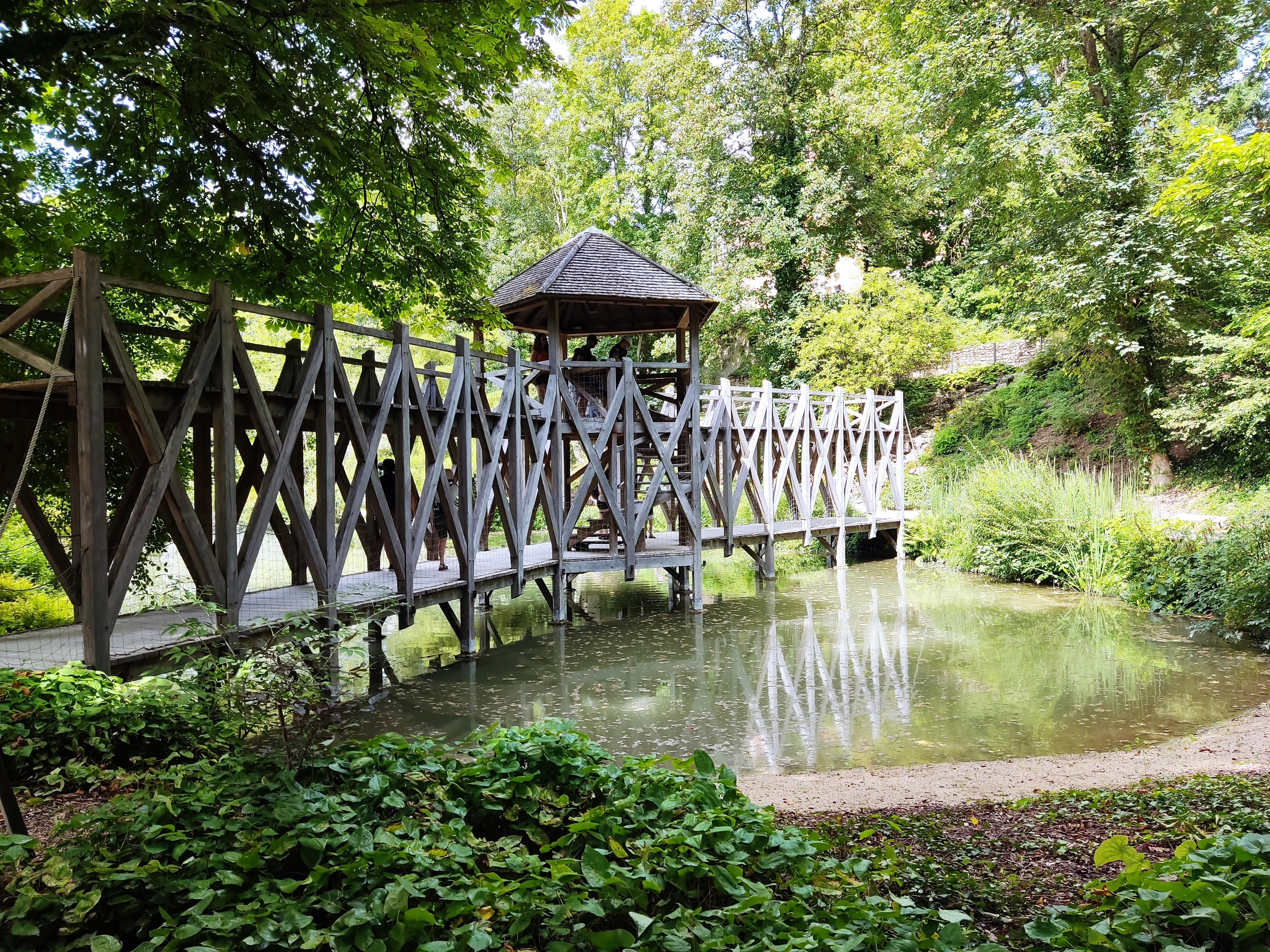 Photo n° 18 de l'avis de Damoc.r fait le 12/08/2023 à 23:29