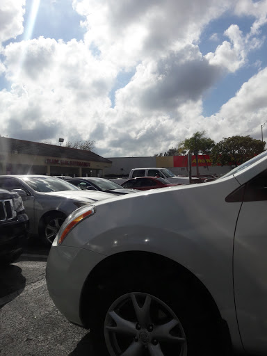 Laundromat «Busy Bees Coin Laundromat & Dry Cleaning», reviews and photos, 12390 Quail Roost Dr, Miami, FL 33177, USA