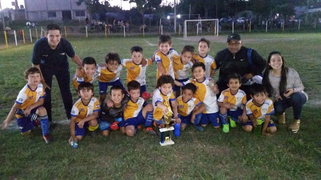 Comentarios y opiniones de Liga Sanducera Fútbol Infantil