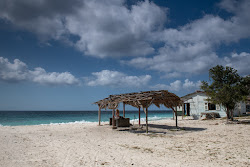 Photo de Playa Hunku avec petite baie