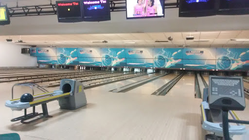 American Restaurant «Lakeside Entertainment», reviews and photos, Blue Star Memorial Hwy, South Haven, MI 49090, USA