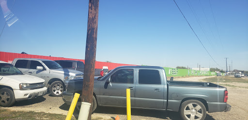 Used Auto Parts Store «International Truck Parts», reviews and photos, 9809 New Laredo Hwy, San Antonio, TX 78211, USA