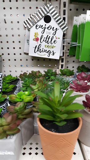 Discount Store «Dollar General», reviews and photos, 5034 Hann Way, Mechanicsburg, PA 17055, USA