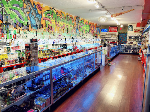 Tobacco Shop «Lotus Smoke Shop», reviews and photos, 4396 Tamiami Trail N, Naples, FL 34103, USA