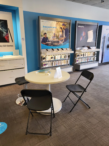 Cell Phone Store «AT&T Authorized Retailer», reviews and photos, 1135 Easton Ave, Somerset, NJ 08873, USA