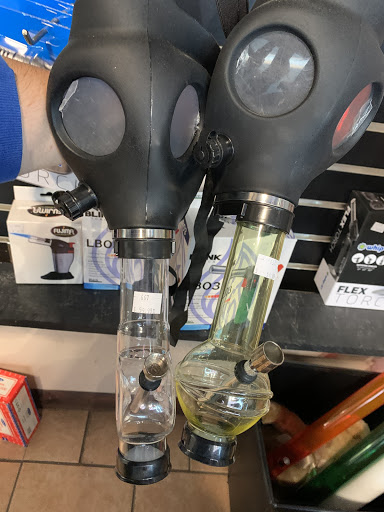 Vaporizer Store «House of Smoke Vape Shop», reviews and photos, 2736 Touhy Ave, Elk Grove Village, IL 60007, USA