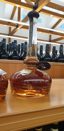 State Liquor Store «NH Liquor & Wine Outlet», reviews and photos, 500 Woodbury Ave, Portsmouth, NH 03801, USA