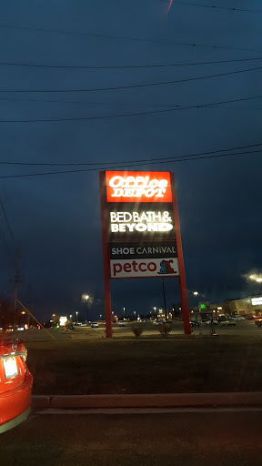 Grocery Store «Jewel-Osco», reviews and photos, 2103 Veterans Pkwy, Bloomington, IL 61704, USA