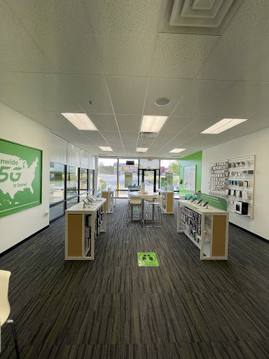 Cell Phone Store «Cricket Wireless Authorized Retailer», reviews and photos, 2680 Gravois Rd, High Ridge, MO 63049, USA