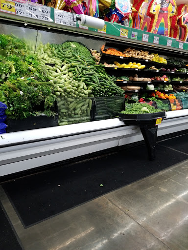 Grocery Store «El Super», reviews and photos, 650 N Euclid St, Anaheim, CA 92801, USA