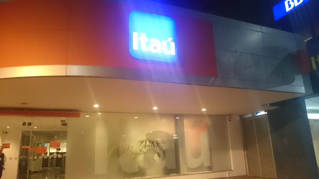 Opiniones de Itaú en Maldonado - Banco