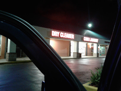 Dry Cleaner «Southland Coin Laundry Dry», reviews and photos, 985 W State Rd 84, Fort Lauderdale, FL 33315, USA