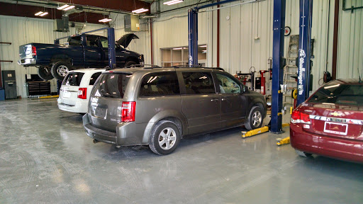 Car Dealer «Staunton Chrysler Dodge Jeep Ram», reviews and photos, 907 W Frontage Rd, Staunton, IL 62088, USA