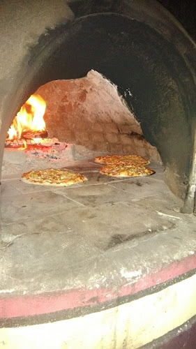 Opiniones de El Quijote, Pizzas Y Mas en Cajamarca - Pizzeria