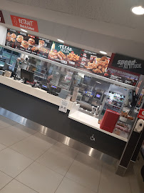 Atmosphère du Restaurant KFC Clamart - n°3