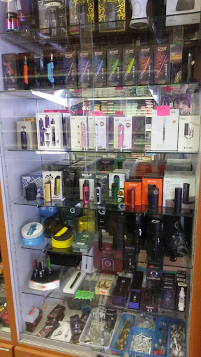 Tobacco Shop «Savage Tobacco», reviews and photos, 14101 E Hwy 13, Savage, MN 55378, USA