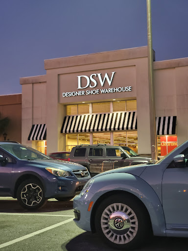 Shoe Store «DSW Designer Shoe Warehouse», reviews and photos, 1650 Airport Blvd #350, Pensacola, FL 32504, USA