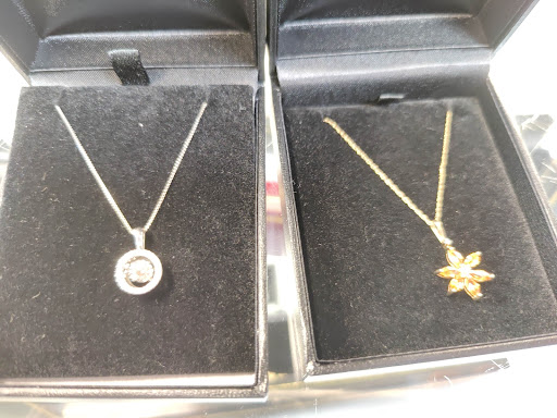 Pawn Shop «Gold Star Pawn & Gun Shop», reviews and photos, 36542 Vine St, Willowick, OH 44095, USA