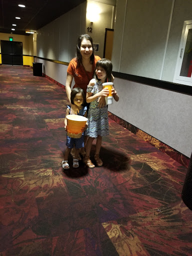 Movie Theater «Regal Cinemas Bowling Green 12», reviews and photos, 323 Great Escape Ave, Bowling Green, KY 42101, USA