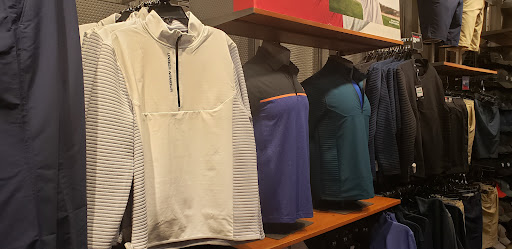 Clothing Store «Under Armour Factory House», reviews and photos, 3026 Outlet Dr, Edinburgh, IN 46124, USA