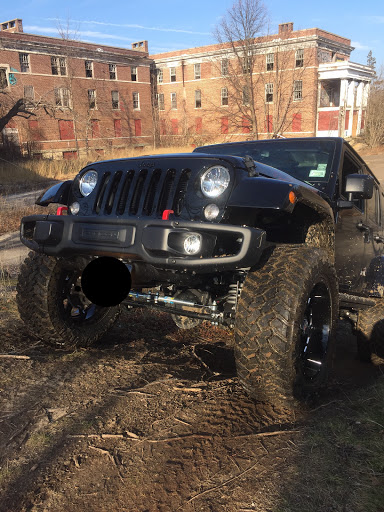 Jeep Dealer «Wells Auto Sales LLC», reviews and photos, 50 Sullivan St, Warrenton, VA 20186, USA