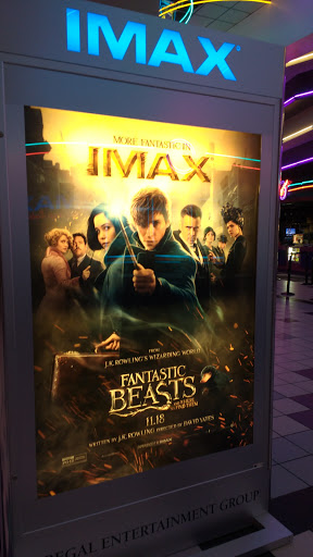 Movie Theater «Regal Cinemas Transit Center 18 & IMAX», reviews and photos, 6707 Transit Rd, Williamsville, NY 14221, USA