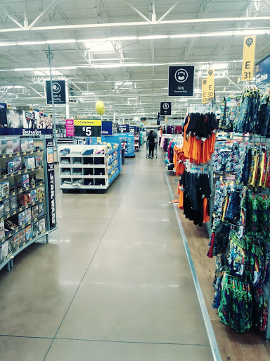 Department Store «Walmart Supercenter», reviews and photos, 3250 Vineland Rd, Kissimmee, FL 34746, USA