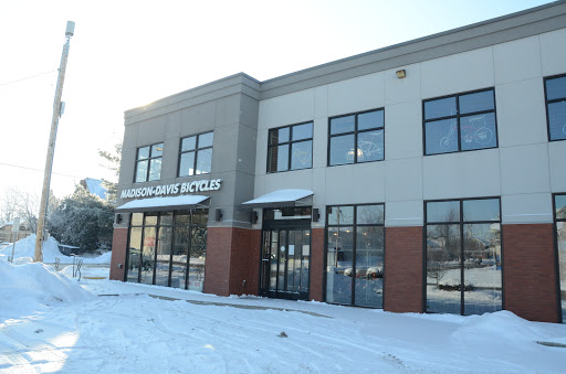 Bicycle Store «Madison & Davis Bicycle Shop», reviews and photos, 912 S 8th St, Quincy, IL 62301, USA