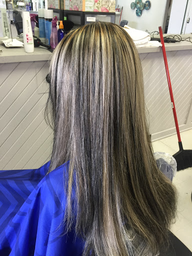 Beauty Salon «Cuts Ltd Beauty Salon», reviews and photos, 207 W Main St, League City, TX 77573, USA