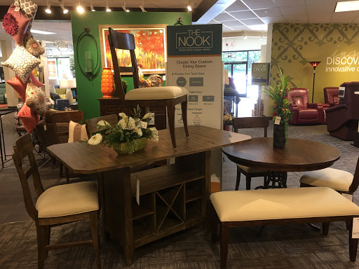 Furniture Store «La-Z-Boy Furniture Galleries», reviews and photos, 17400 NW Corridor Ct, Beaverton, OR 97006, USA