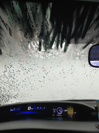 Car Wash «Wellwood Car Wash», reviews and photos, 990 Wellwood Ave, Lindenhurst, NY 11757, USA