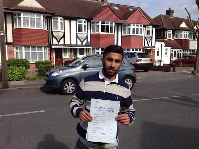 Driving Schools in South West London - Driving school