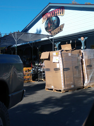 Garden Center «Redway Feed, Garden & Pet Supply», reviews and photos, 290 Briceland Thorn Rd, Redway, CA 95560, USA