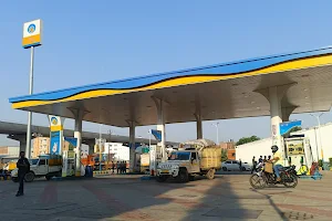 BHARAT Petroleum Pump image