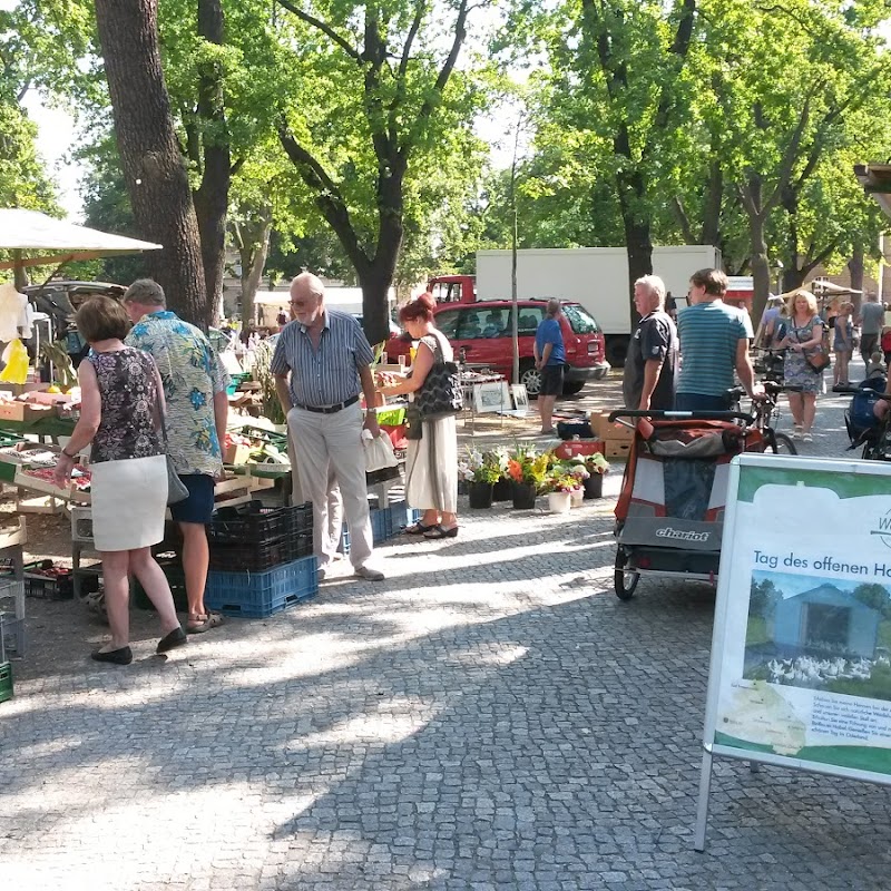 Floh- und Bauernmarkt auf dem Weberplatz