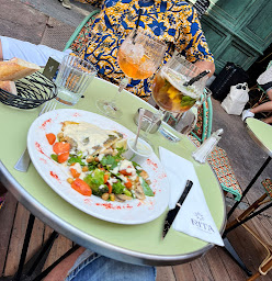 Photo n°19 de Rita à Paris ()