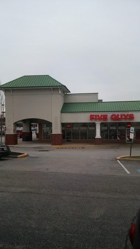 Shopping Mall «Plymouth Square Shopping Center», reviews and photos, 200 Ridge Pike, Conshohocken, PA 19428, USA